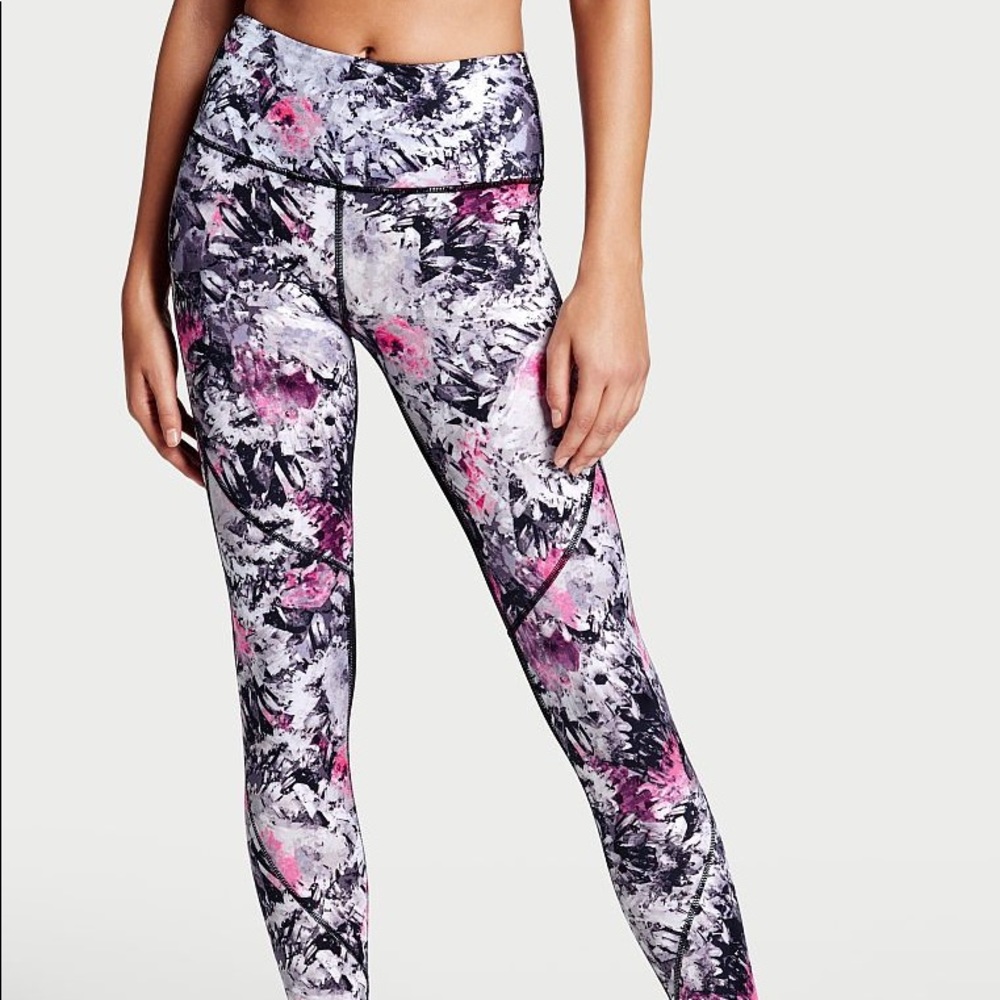 Victoria’s Secret Yoga Leggings